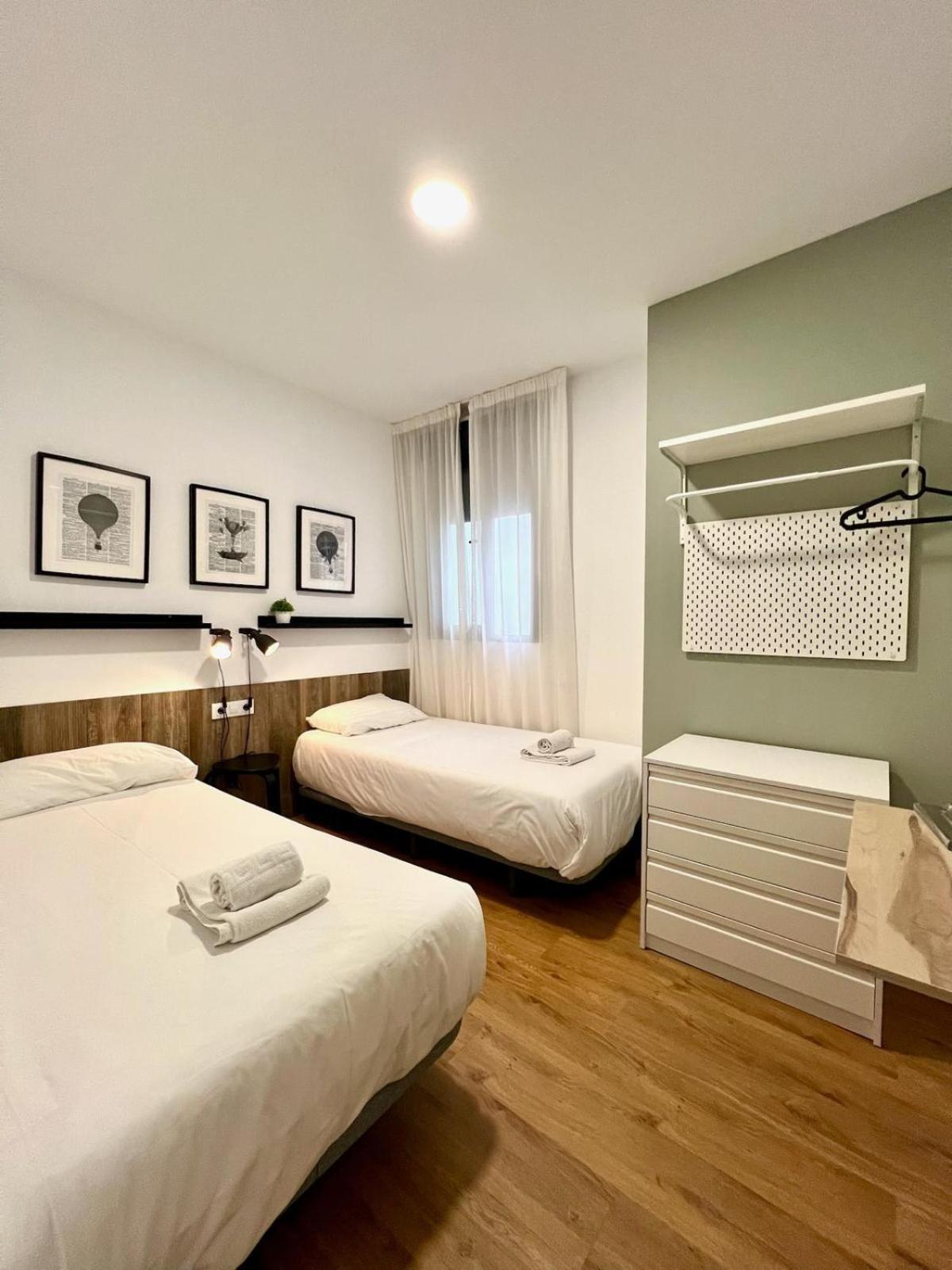 Apartamentos De Pradas Валенсия Экстерьер фото